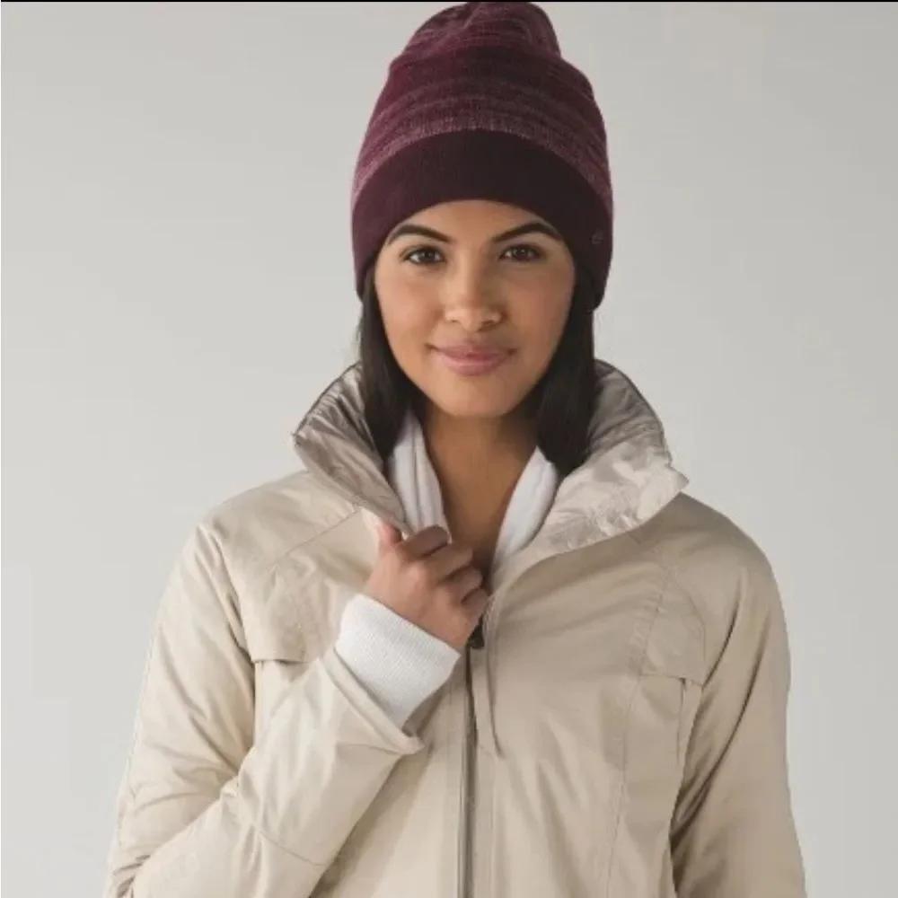 Lululemon Snow Amazing Sherpa Beanie